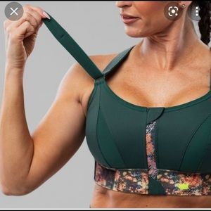 SheFit Ultimate Conquer bra size 2Luxe